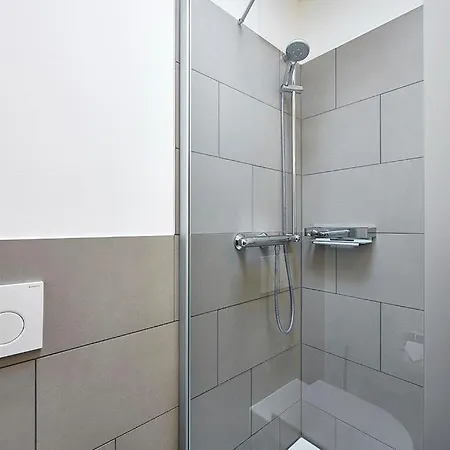 Deichhaeuser Anna Kueste Deichhaeuser Anna Kueste 4-33 * Bensersiel